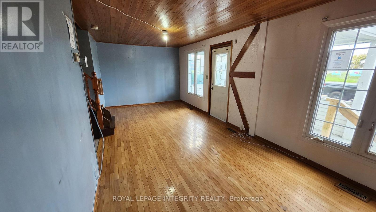 360 Ninth Street W, Cornwall, ON - Indoor Photo Showing Other Room