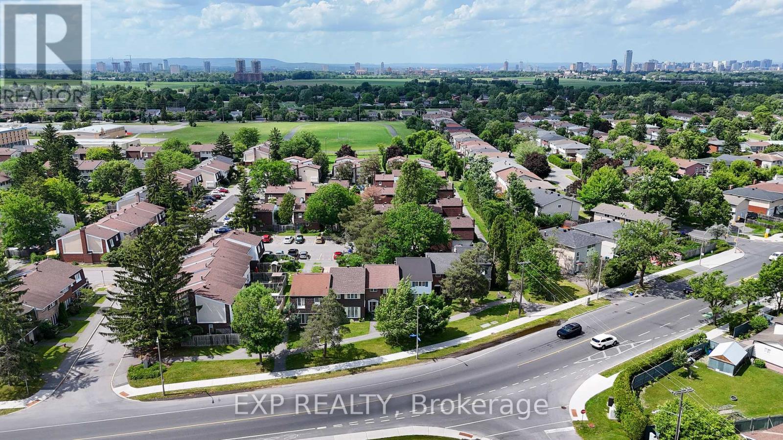 65 - 1029 Meadowlands Drive, Ottawa, ON - Outdoor With View
