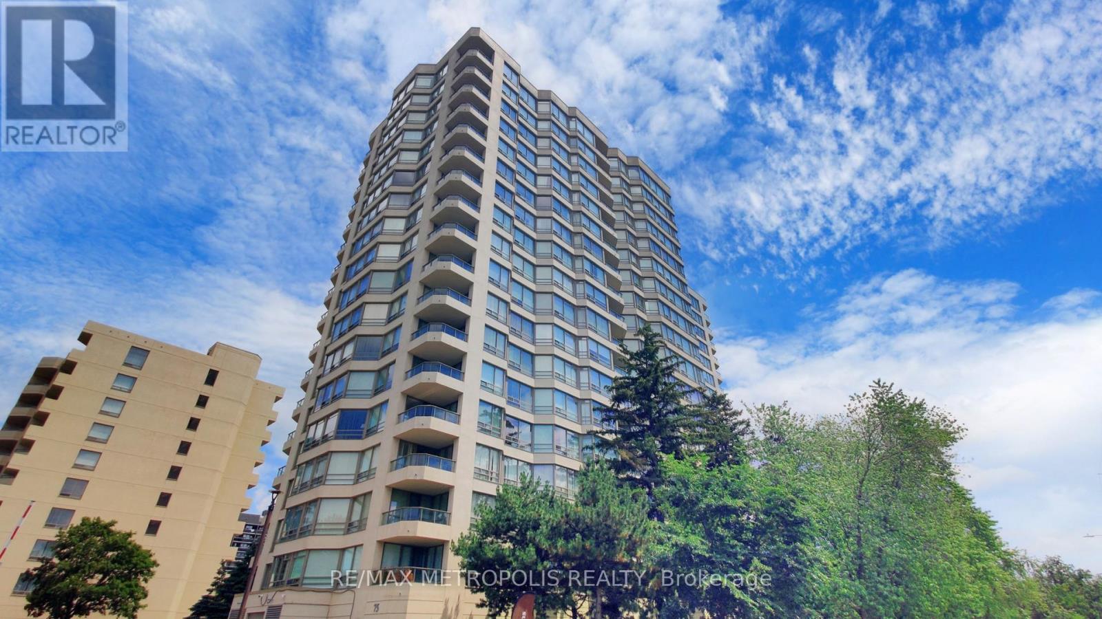 1609 - 75 King Street E, Mississauga, ON - Outdoor With Facade