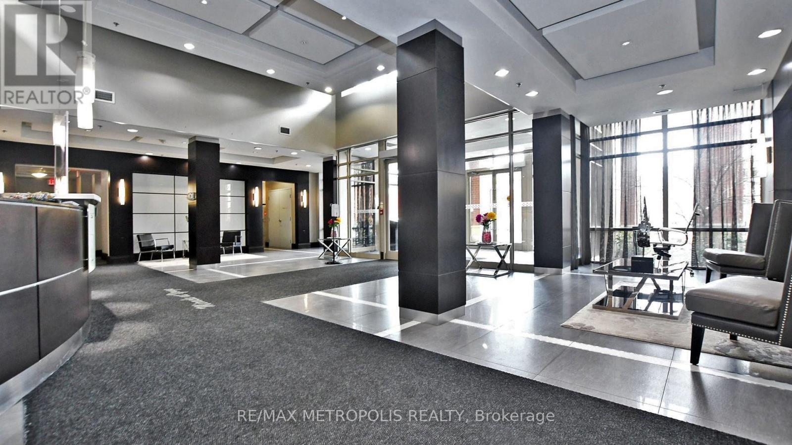 1609 - 75 King Street E, Mississauga, ON - Indoor Photo Showing Other Room