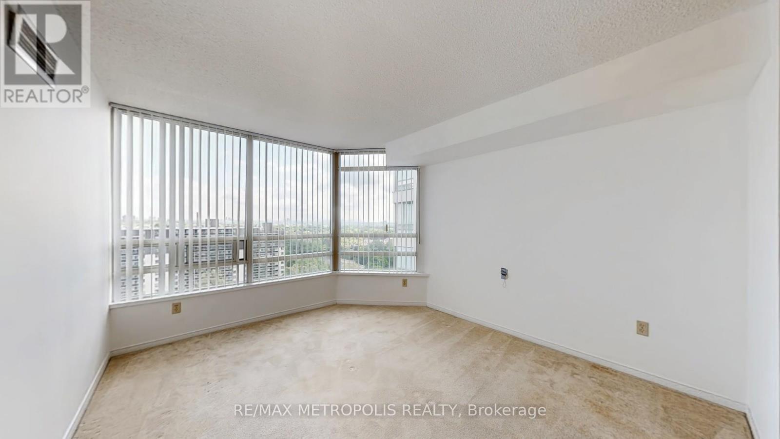 1609 - 75 King Street E, Mississauga, ON - Indoor Photo Showing Other Room