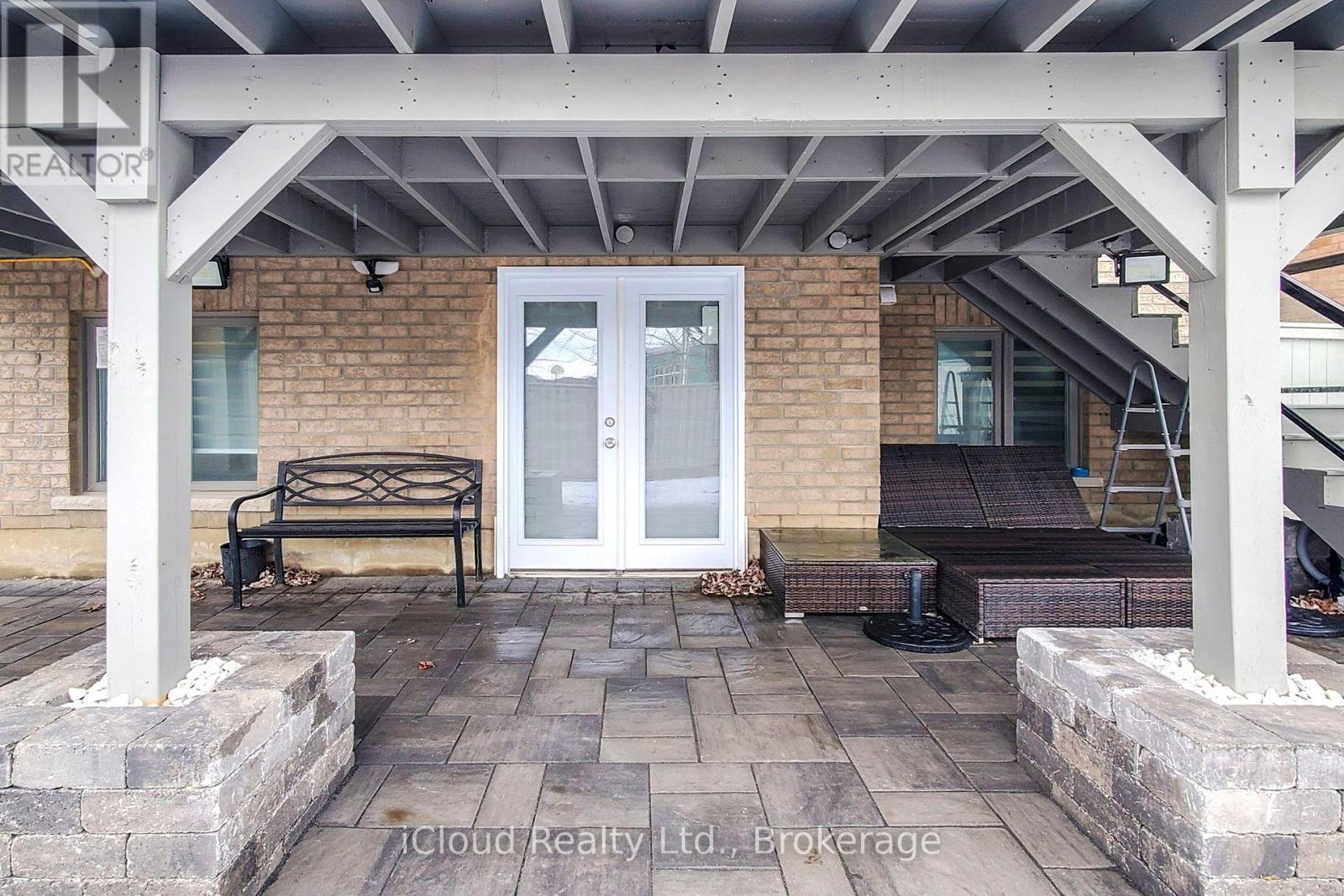 (Basement) - 280 Miller Park Avenue, Bradford West Gwillimbury, ON - Outdoor