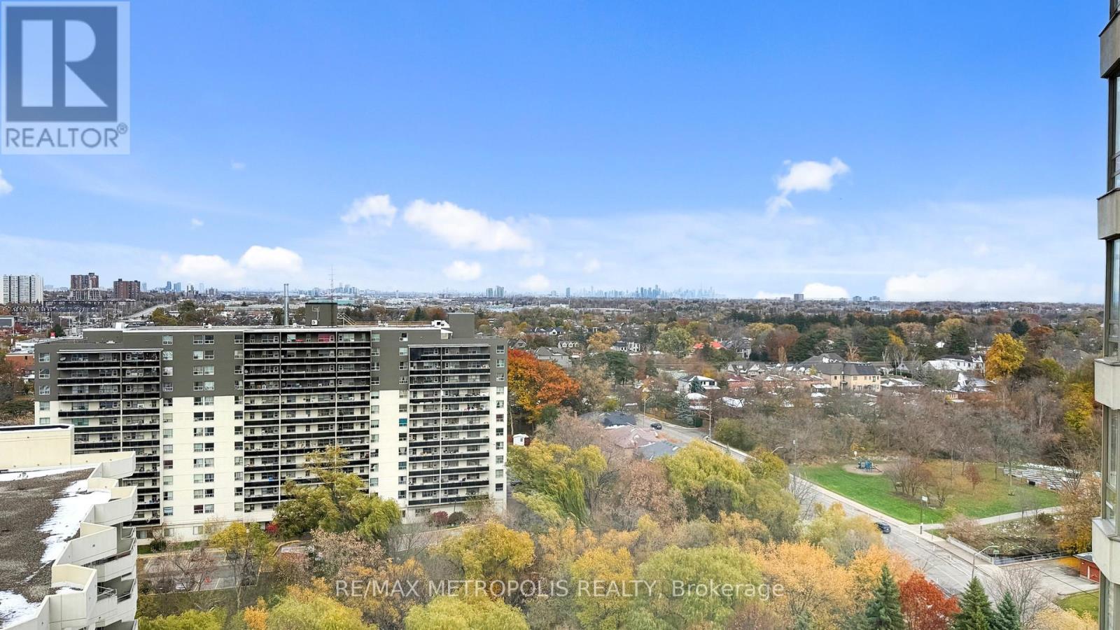 1709 - 75 King Street E, Mississauga, ON - Outdoor With View