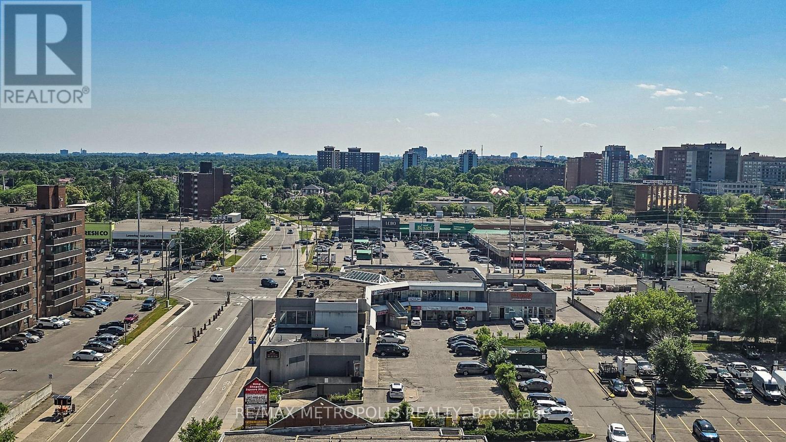 1202 - 75 King Street E, Mississauga, ON - Outdoor With View