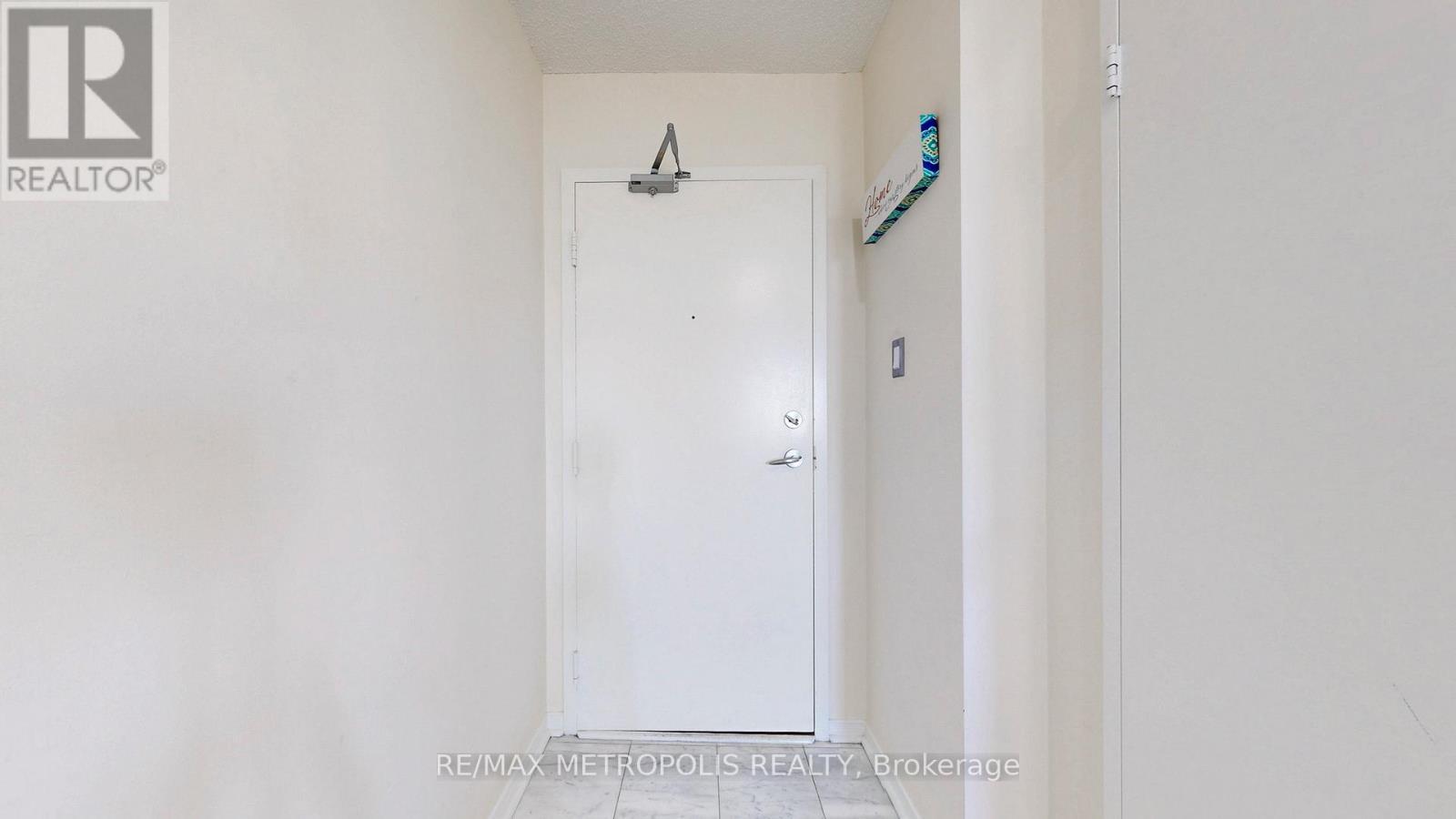 1202 - 75 King Street E, Mississauga, ON -