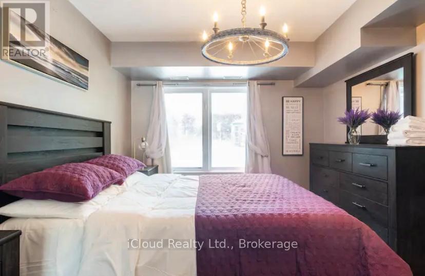 104 - 1 Brandy Lane Drive, Collingwood, ON - Indoor Photo Showing Bedroom