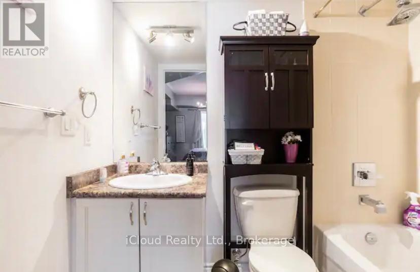 104 - 1 Brandy Lane Drive, Collingwood, ON - Indoor Photo Showing Bathroom