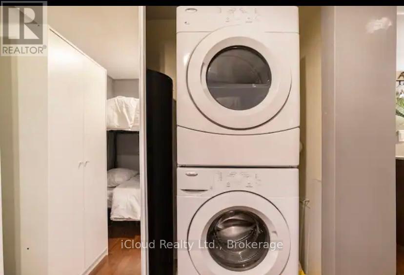 104 - 1 Brandy Lane Drive, Collingwood, ON - Indoor Photo Showing Laundry Room
