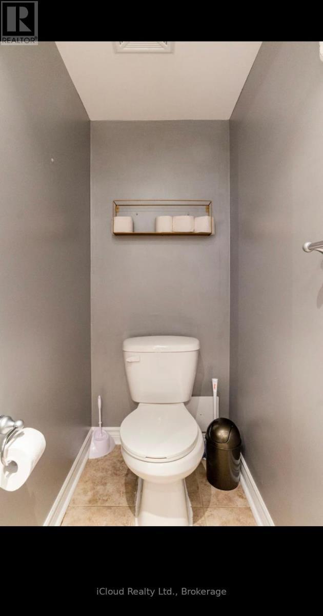 104 - 1 Brandy Lane Drive, Collingwood, ON - Indoor Photo Showing Bathroom