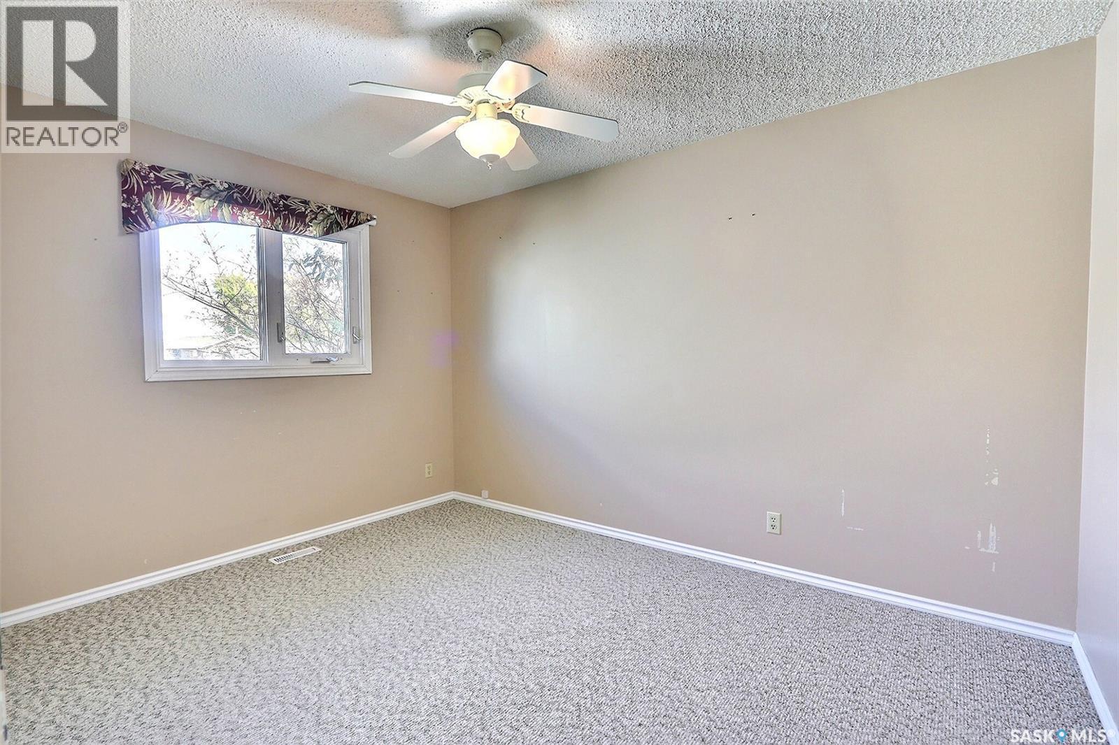 165 Macdowall Crescent, Prince Albert, SK - Indoor Photo Showing Other Room