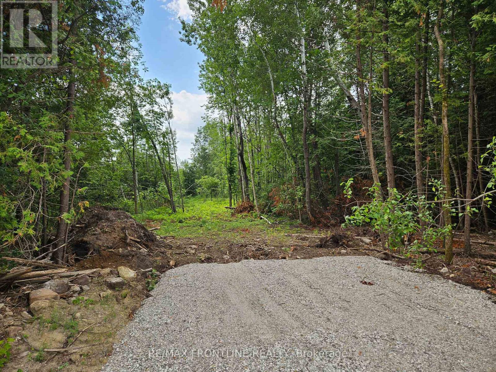 987 Bathurst 7Th Concession, Tay Valley, ON