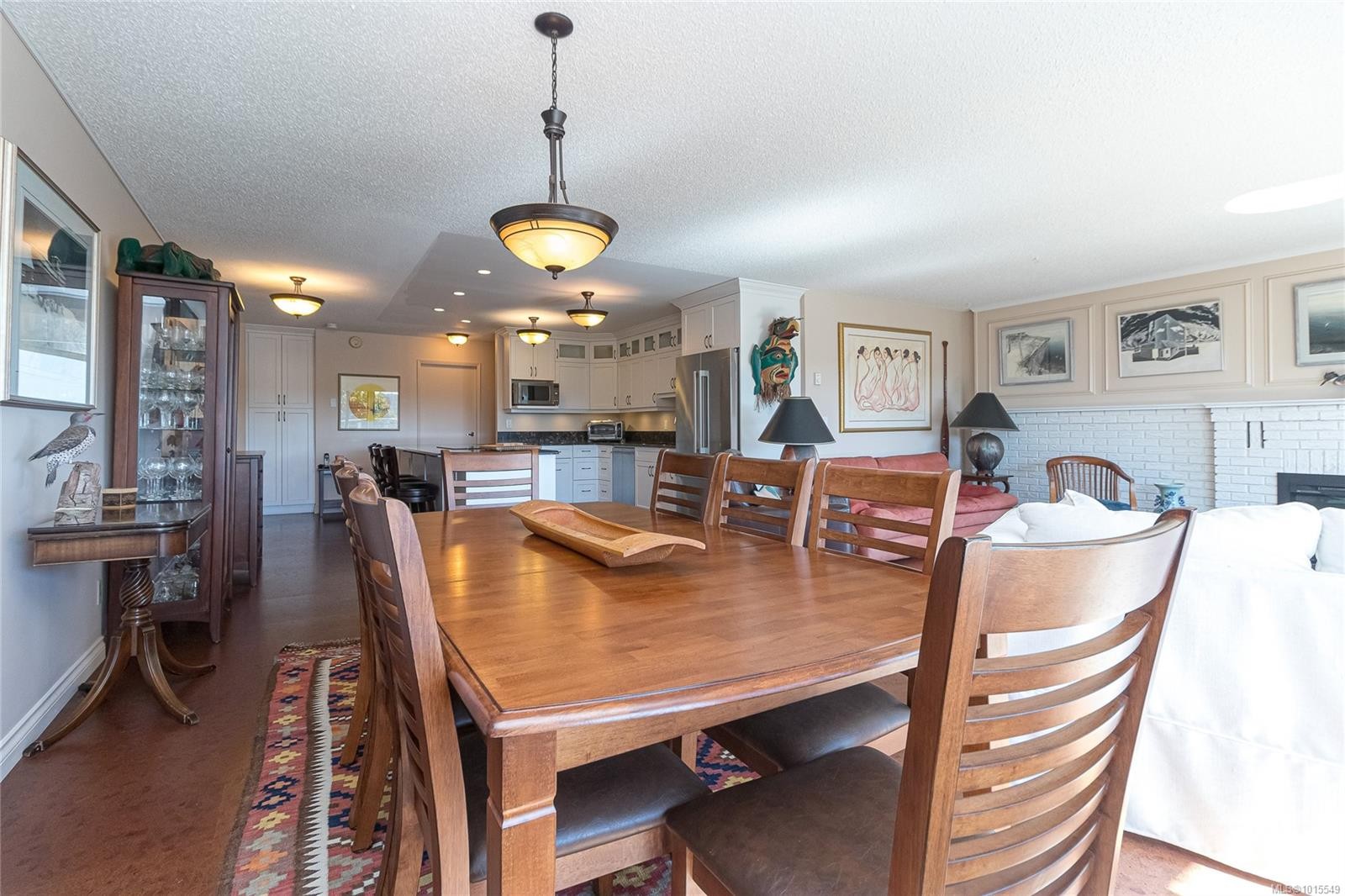 503-1175 Newport Ave, Oak Bay, BC - Indoor Photo Showing Dining Room