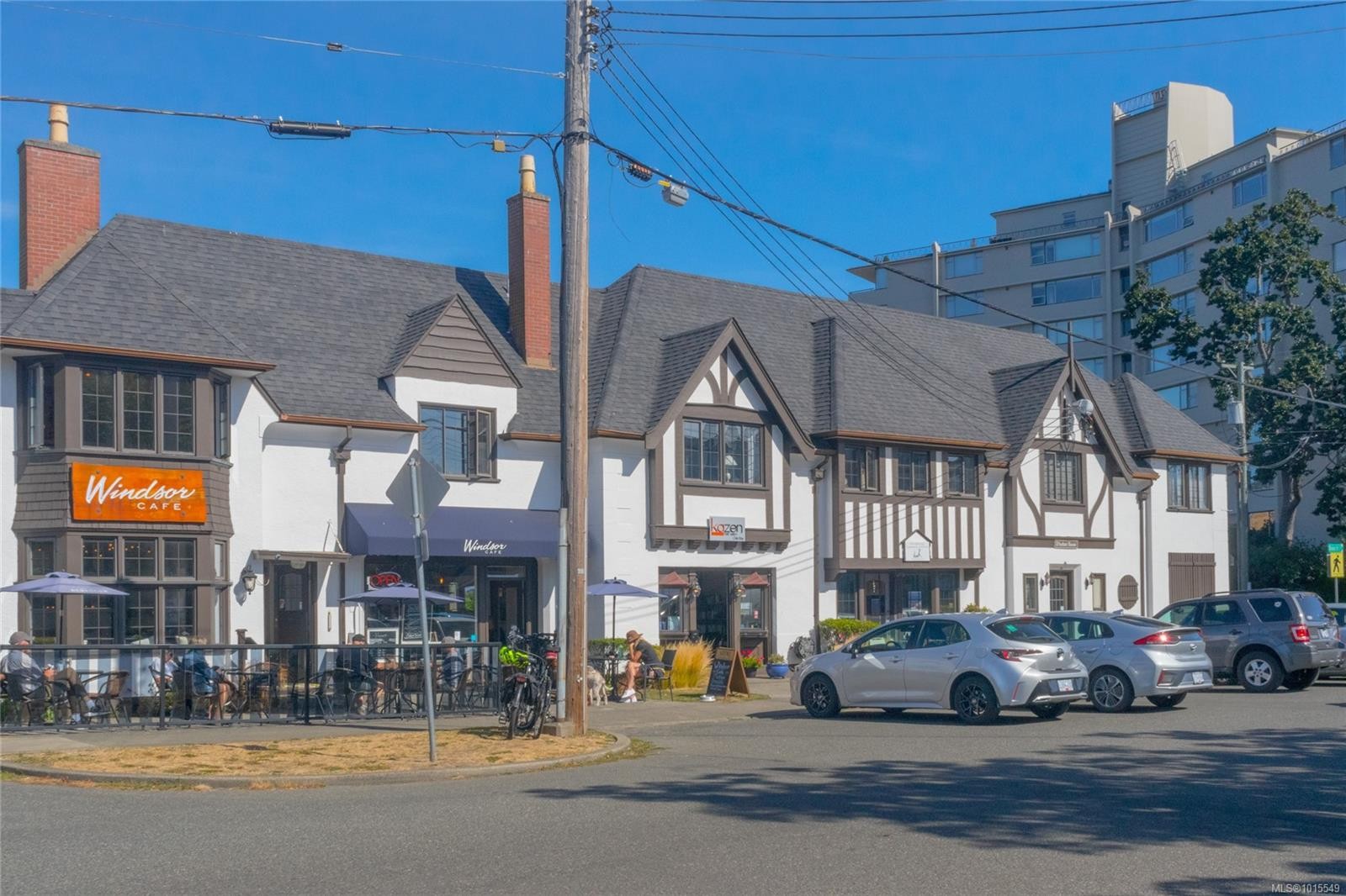 503-1175 Newport Ave, Oak Bay, BC - Outdoor