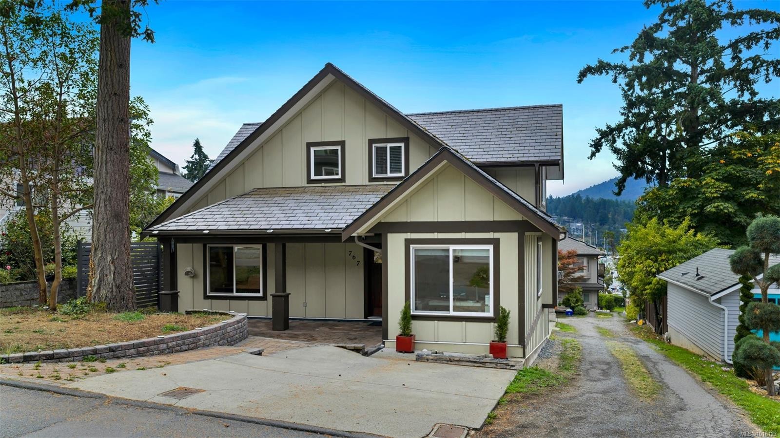 767 Harding Lane, Central Saanich, BC