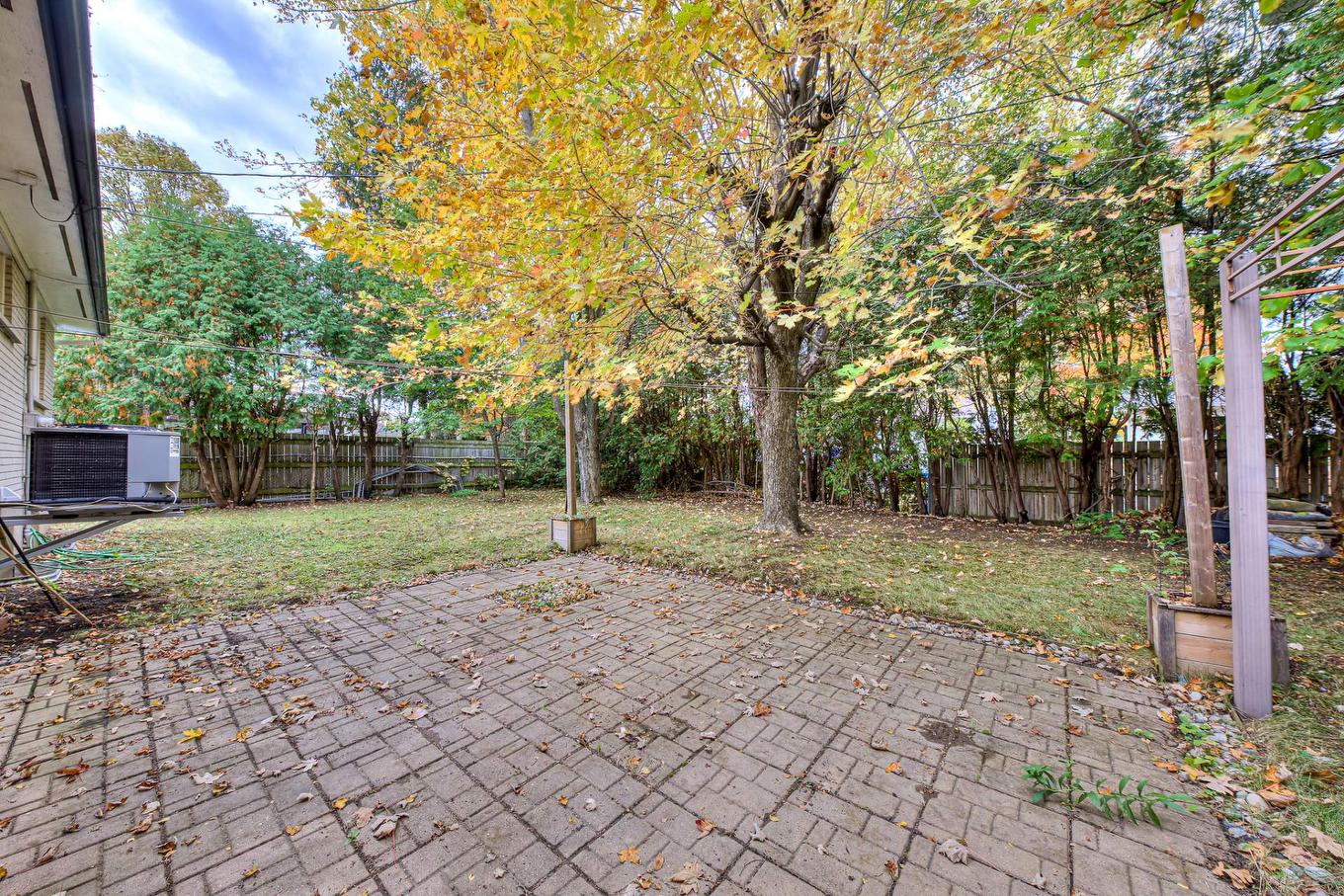 Face arrière - 4940 Rue Grey, Montréal (Pierrefonds-Roxboro), QC - Outdoor