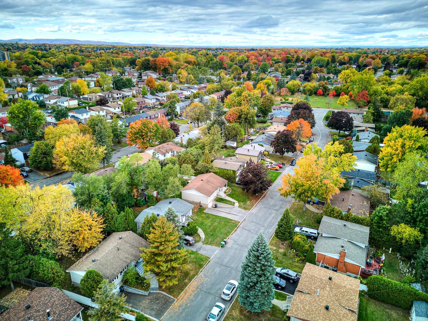 Photo aérienne - 4940 Rue Grey, Montréal (Pierrefonds-Roxboro), QC - Outdoor With View