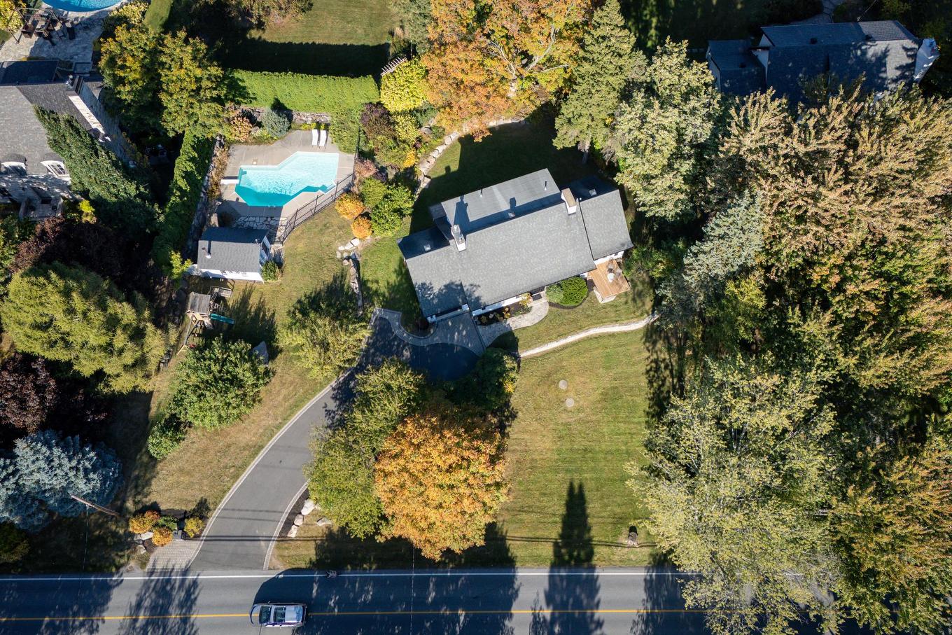 Aerial photo - 1123 Ch. De La Montagne, Mont-Saint-Hilaire, QC - Outdoor With View