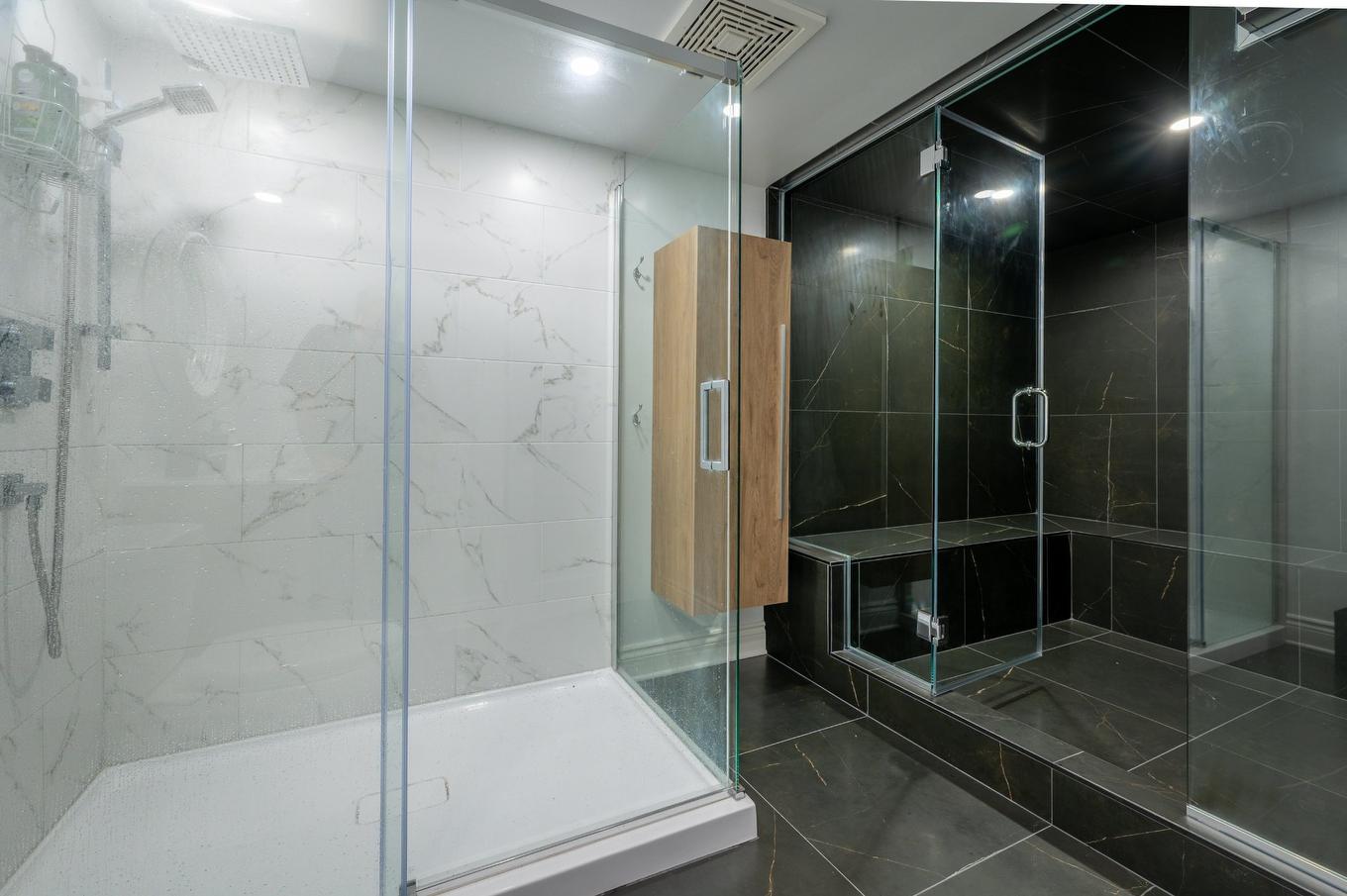 Bathroom - 1123 Ch. De La Montagne, Mont-Saint-Hilaire, QC - Indoor Photo Showing Bathroom