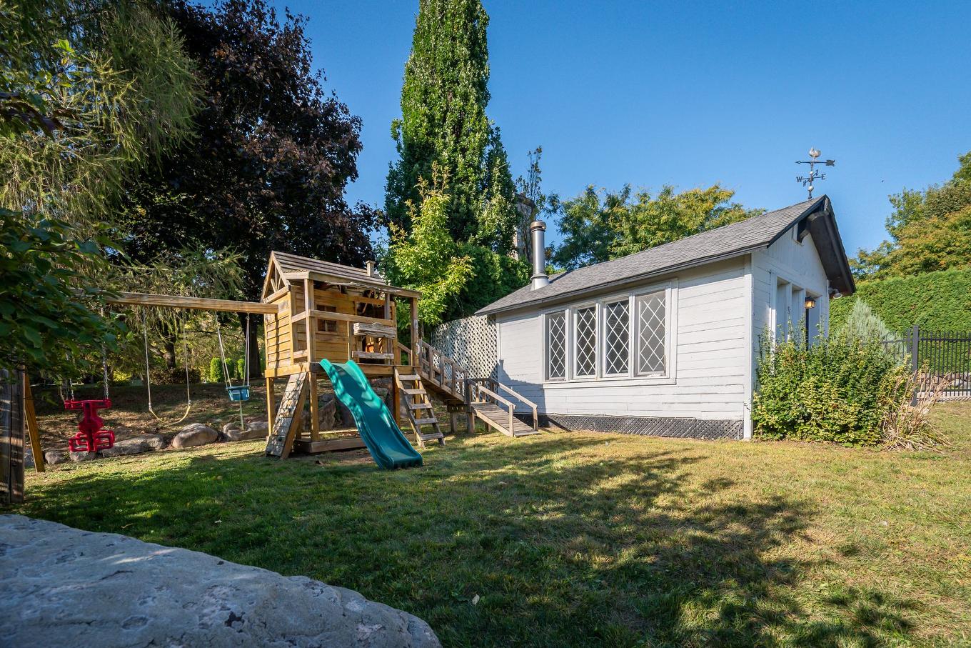 Overall view - 1123 Ch. De La Montagne, Mont-Saint-Hilaire, QC - Outdoor