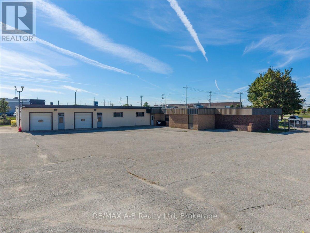 827 Erie Street, Stratford, ON