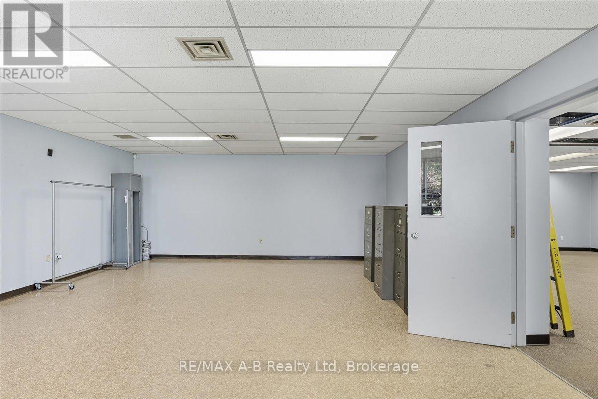 827 Erie Street, Stratford, ON