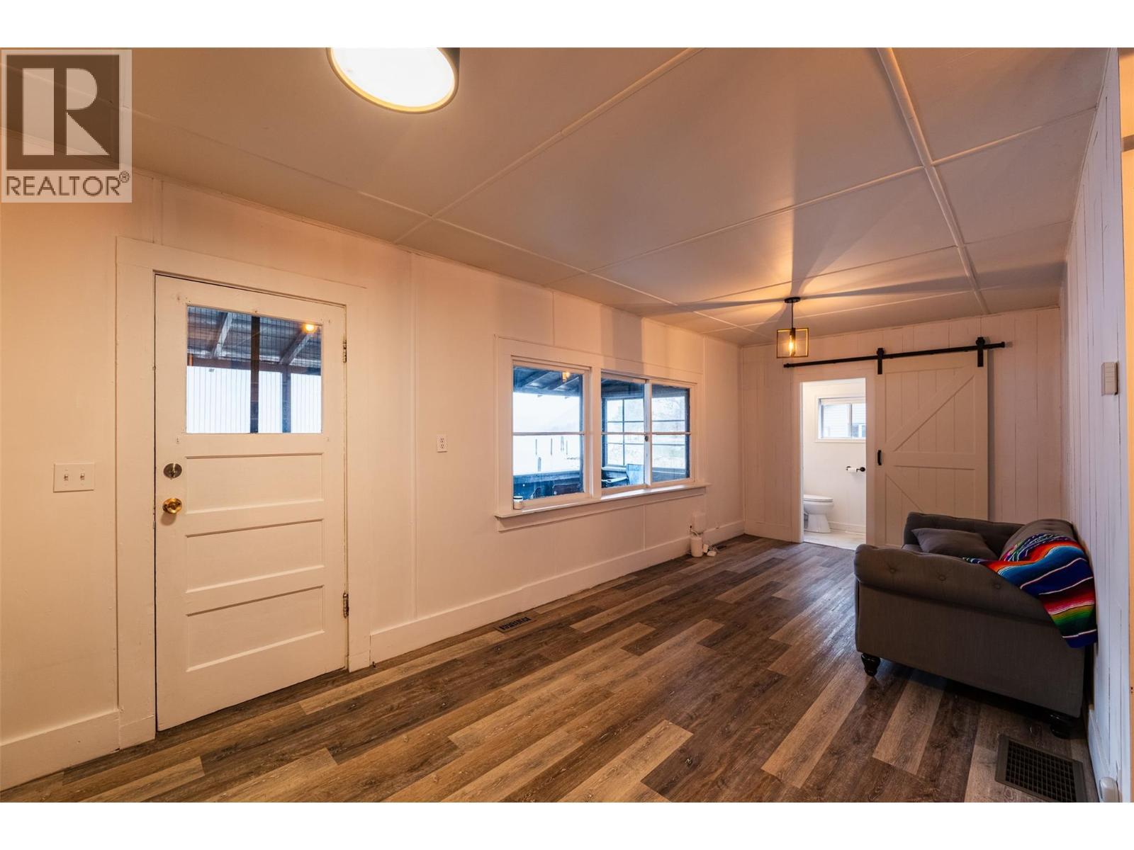 3230 3A Highway, Nelson, BC - Indoor Photo Showing Other Room