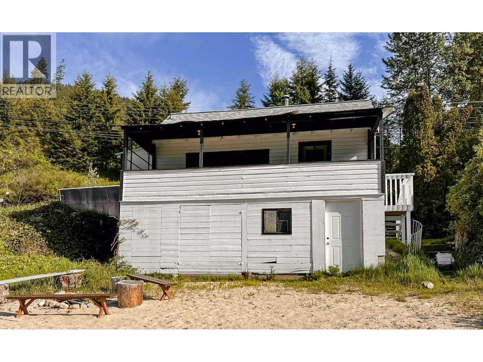 3230 3A Highway, Nelson, BC - Outdoor With Exterior