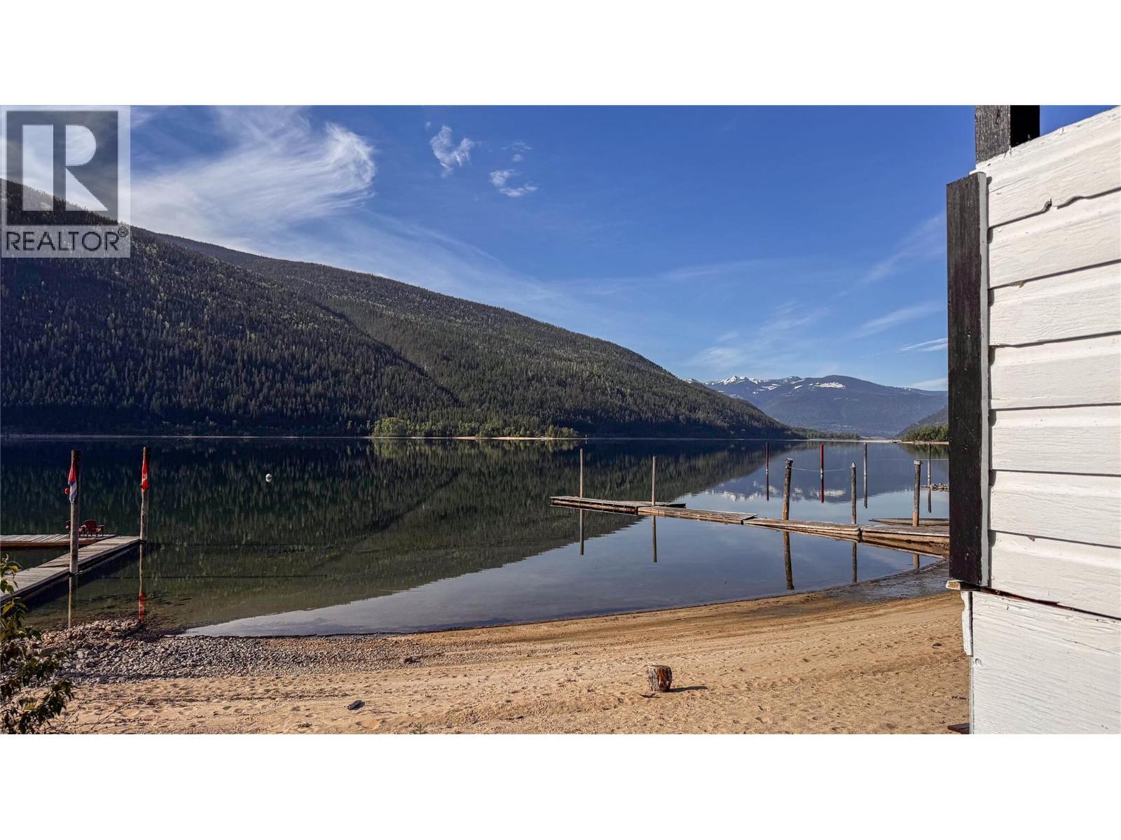 3230 3A Highway, Nelson, BC - Outdoor