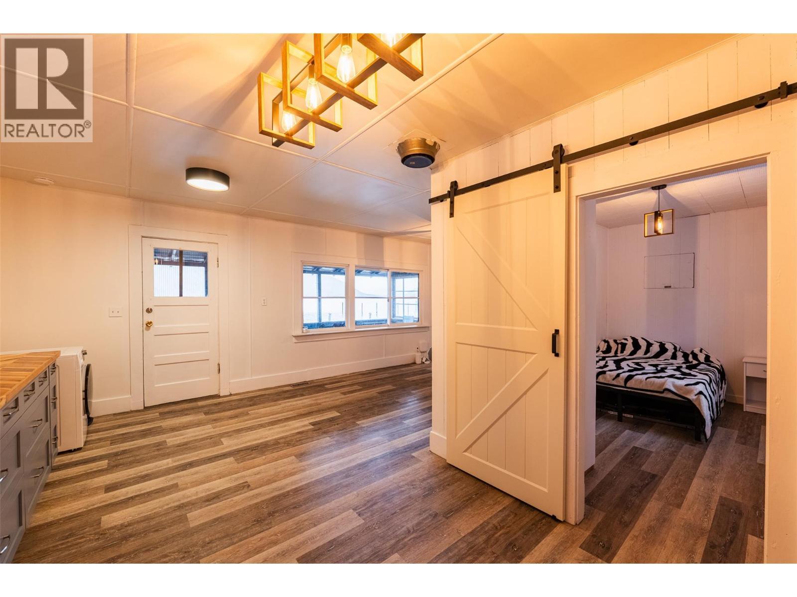 3230 3A Highway, Nelson, BC - Indoor Photo Showing Other Room