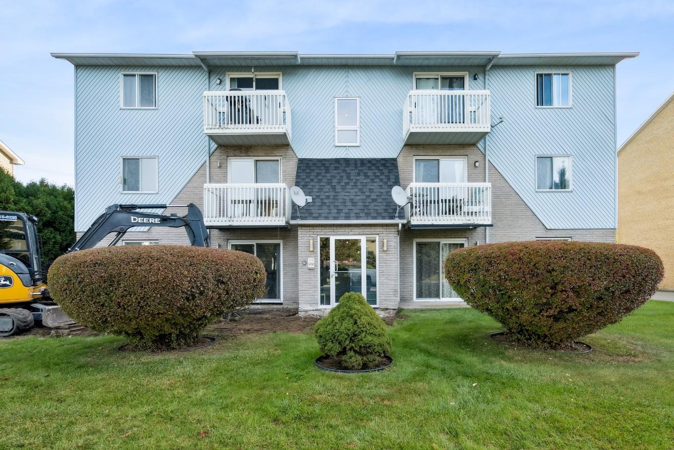 Frontage - 3-180 37E Avenue, Saint-Zotique, QC - Outdoor
