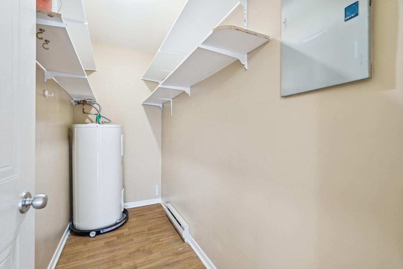 Storage - 3-180 37E Avenue, Saint-Zotique, QC - Indoor