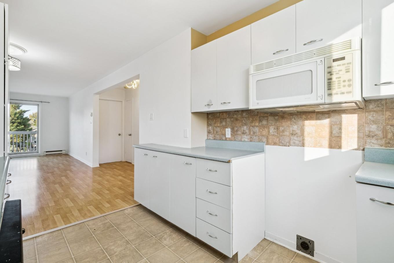 Kitchen - 3-180 37E Avenue, Saint-Zotique, QC - Indoor Photo Showing Kitchen