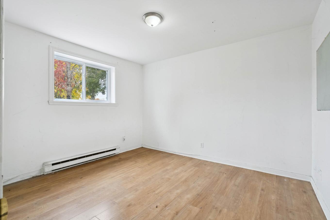 Bedroom - 6-15 7E Avenue, Beauharnois, QC - Indoor Photo Showing Other Room