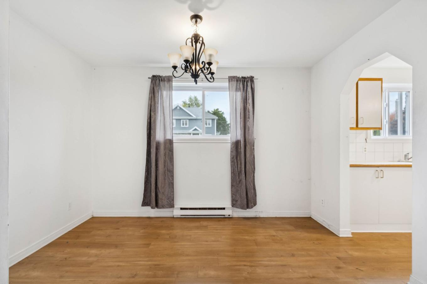 Overall view - 6-15 7E Avenue, Beauharnois, QC - Indoor Photo Showing Other Room