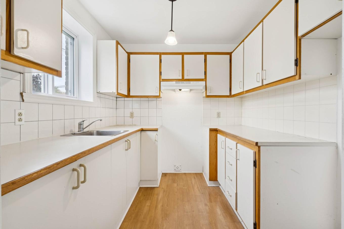 Kitchen - 6-15 7E Avenue, Beauharnois, QC - Indoor Photo Showing Other Room