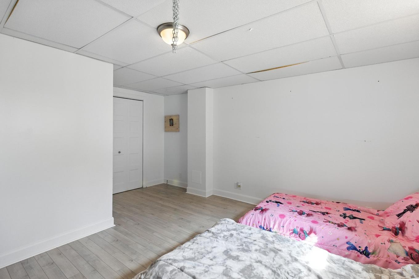 Bedroom - 1466 Rue Bernier, Saint-Jean-Sur-Richelieu, QC - Indoor Photo Showing Bedroom