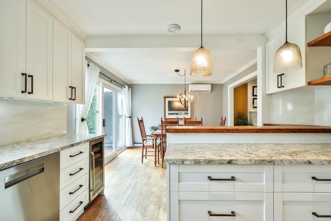 Kitchen - 229 Av. Du Vallon, Gatineau (Aylmer), QC - Indoor Photo Showing Kitchen With Upgraded Kitchen