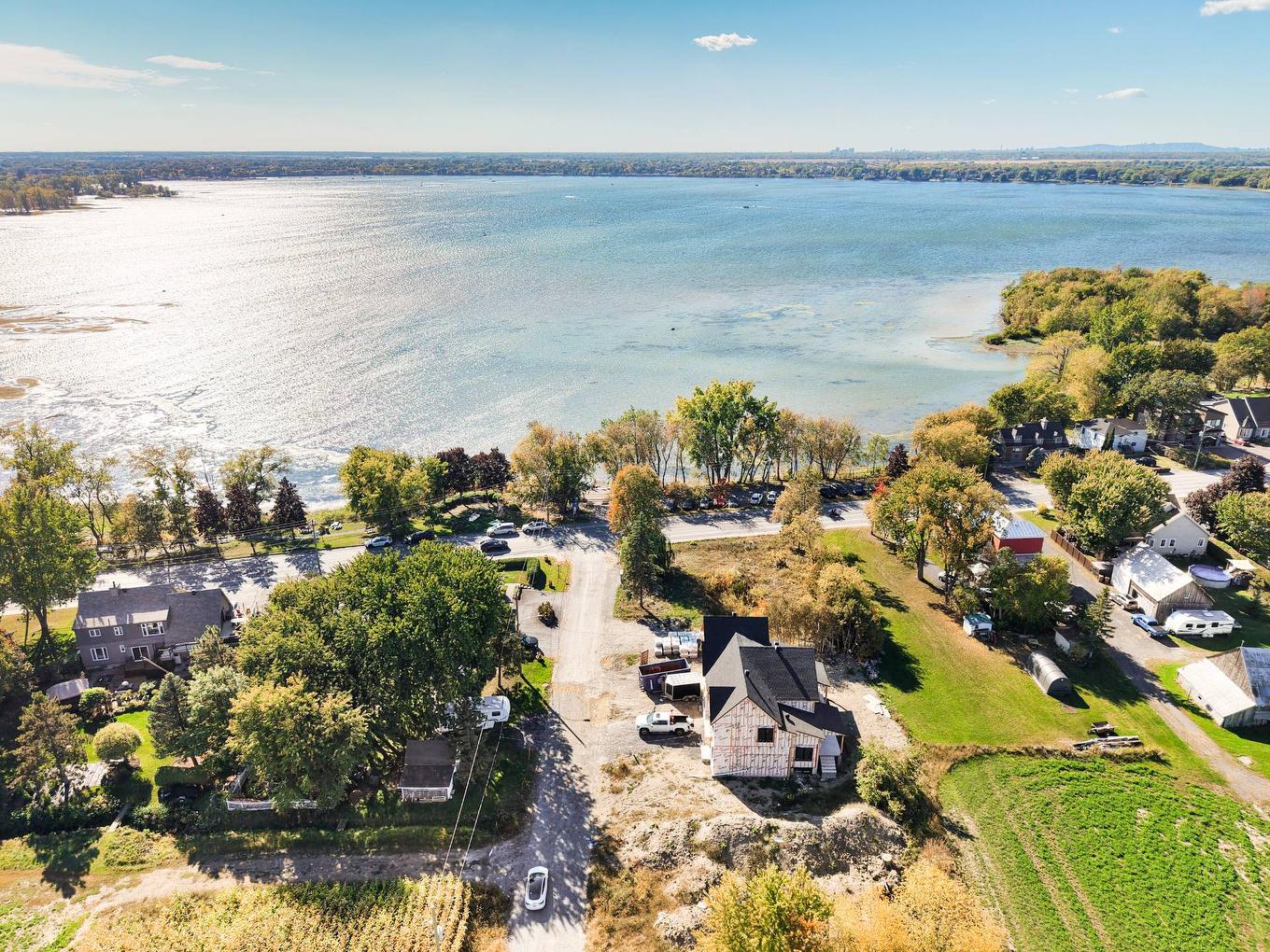 Aerial photo - 7 Rue Loiselle, Saint-Mathias-Sur-Richelieu, QC - Outdoor With Body Of Water With View
