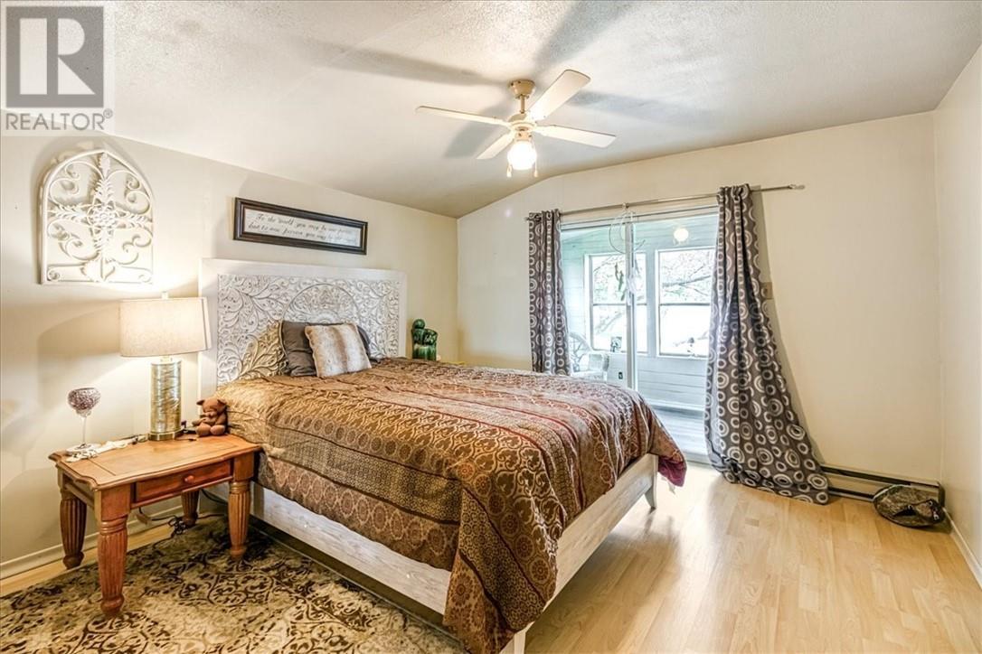 43 Laurier Street E, Azilda, ON - Indoor Photo Showing Bedroom