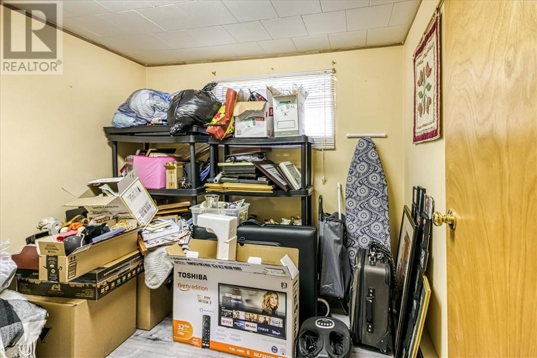 43 Laurier Street E, Azilda, ON - Indoor