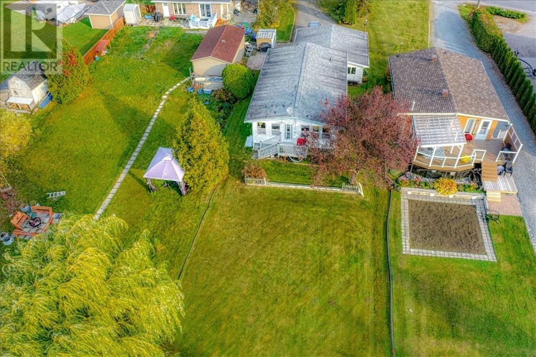 43 Laurier Street E, Azilda, ON - Outdoor