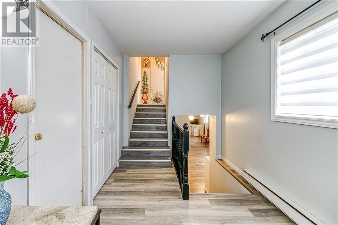 43 Laurier Street E, Azilda, ON - Indoor Photo Showing Other Room