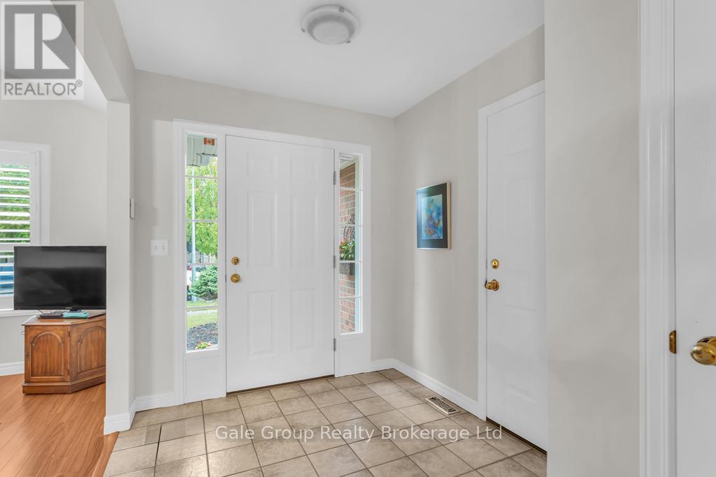 37 Crow Crescent, Woodstock (Woodstock - North), ON - Indoor Photo Showing Other Room