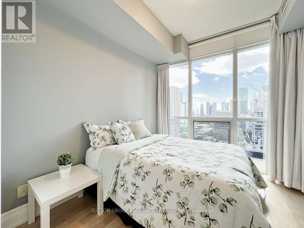 1909 - 21 Carlton Street, Toronto, ON - Indoor Photo Showing Bedroom