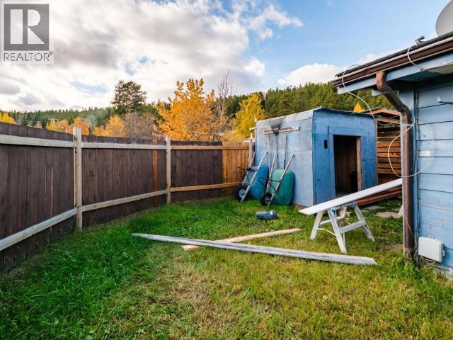 8-7 Prospector Road, Whitehorse, YT - Outdoor