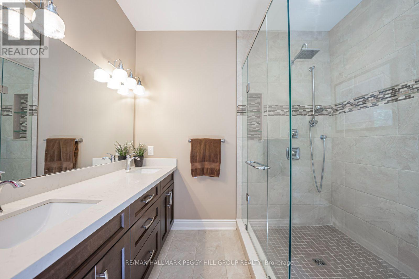 126 Mennill Drive, Springwater, ON - Indoor Photo Showing Bathroom