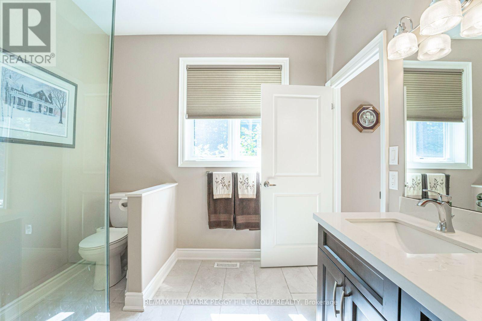 126 Mennill Drive, Springwater, ON - Indoor Photo Showing Bathroom