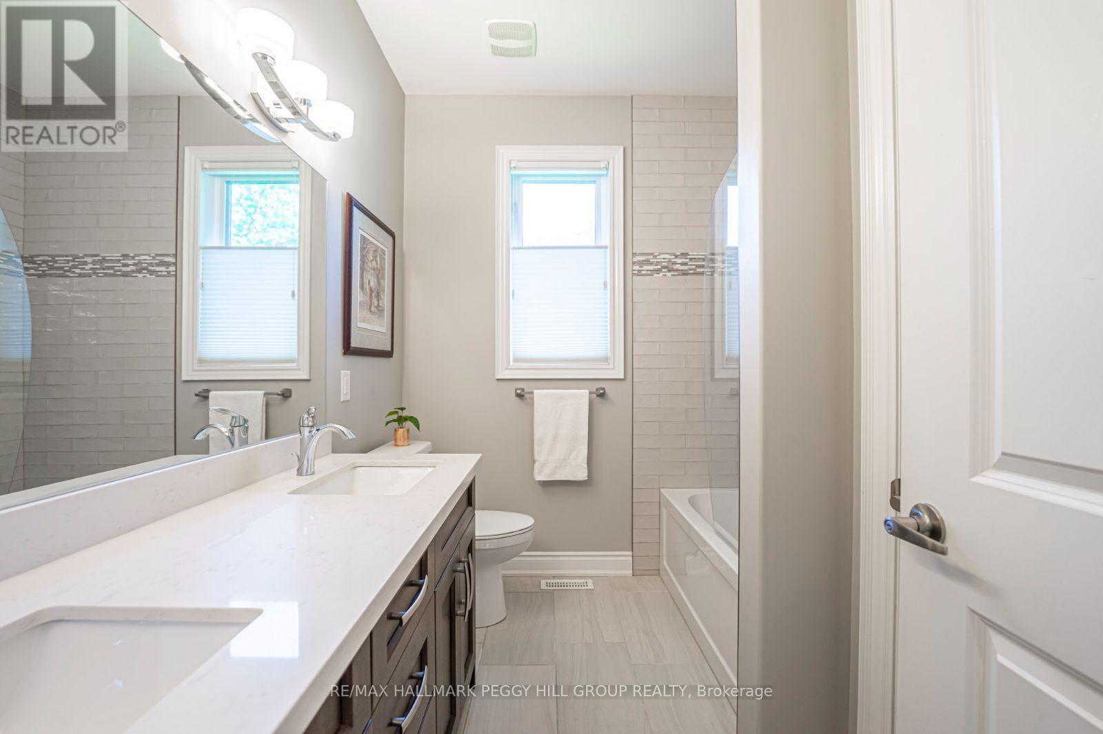 126 Mennill Drive, Springwater, ON - Indoor Photo Showing Bathroom
