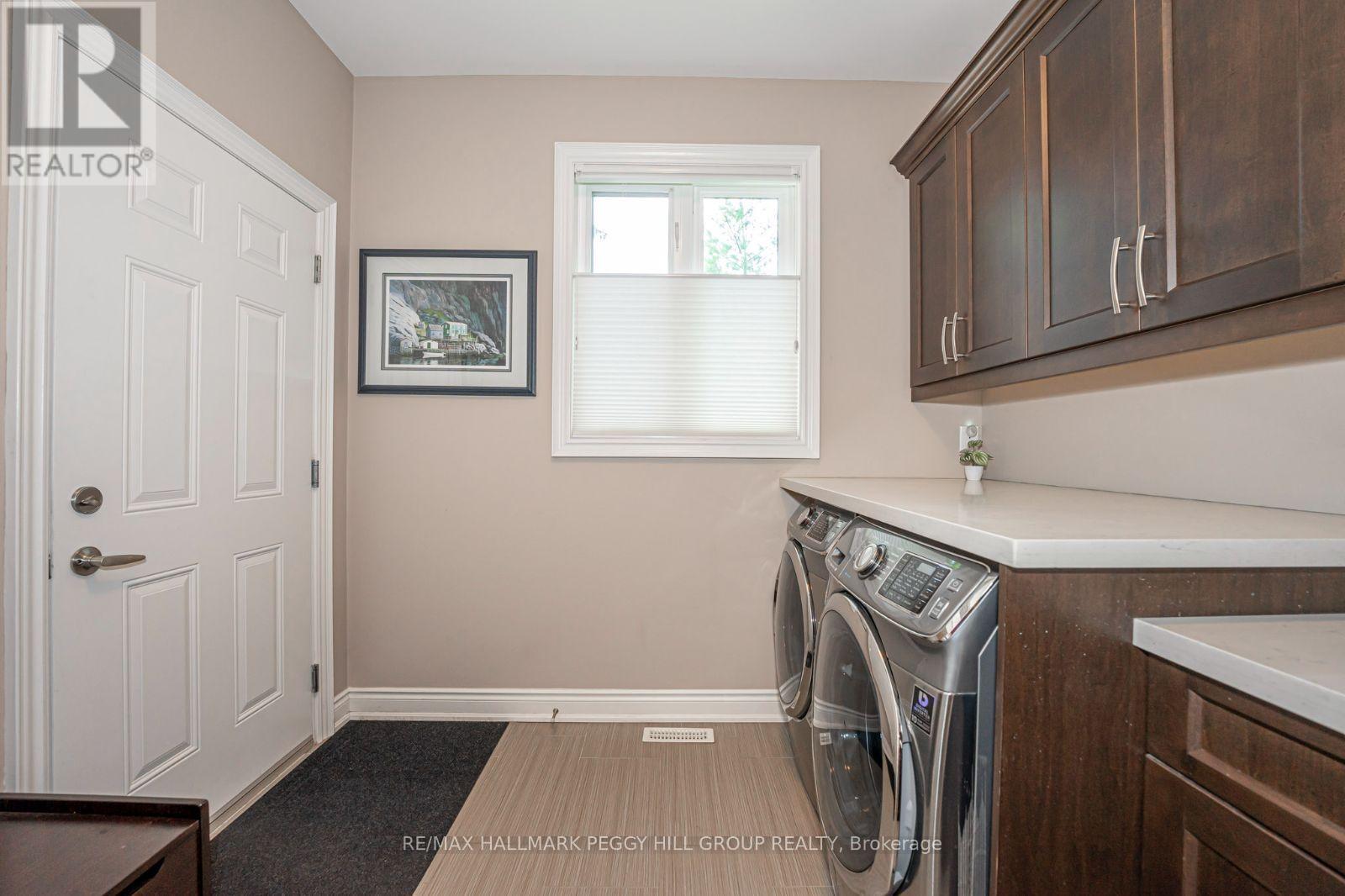126 Mennill Drive, Springwater, ON - Indoor Photo Showing Laundry Room