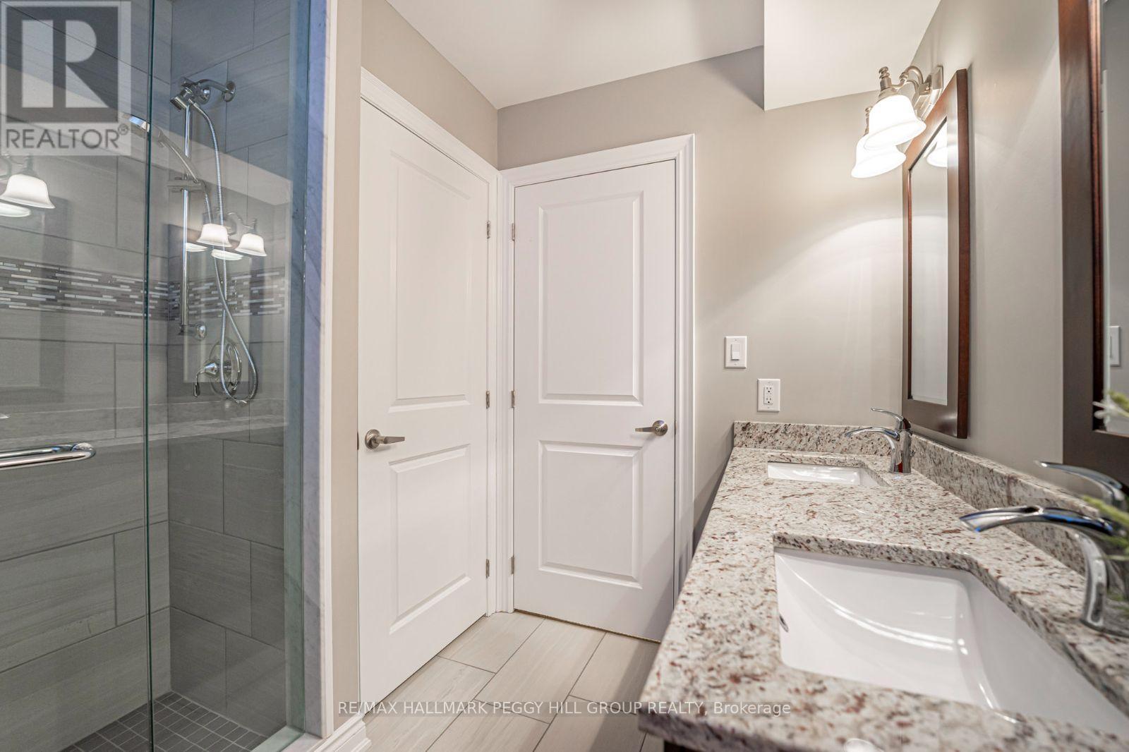 126 Mennill Drive, Springwater, ON - Indoor Photo Showing Bathroom
